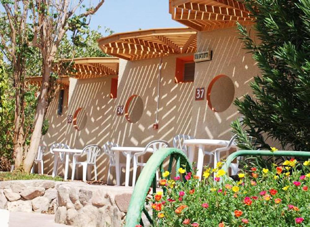 Eilot Kibbutz Country Lodging Hotel Eilat Exterior foto